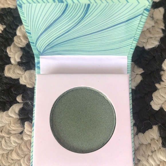 Good vibes bundle! - Picture 3 of 6